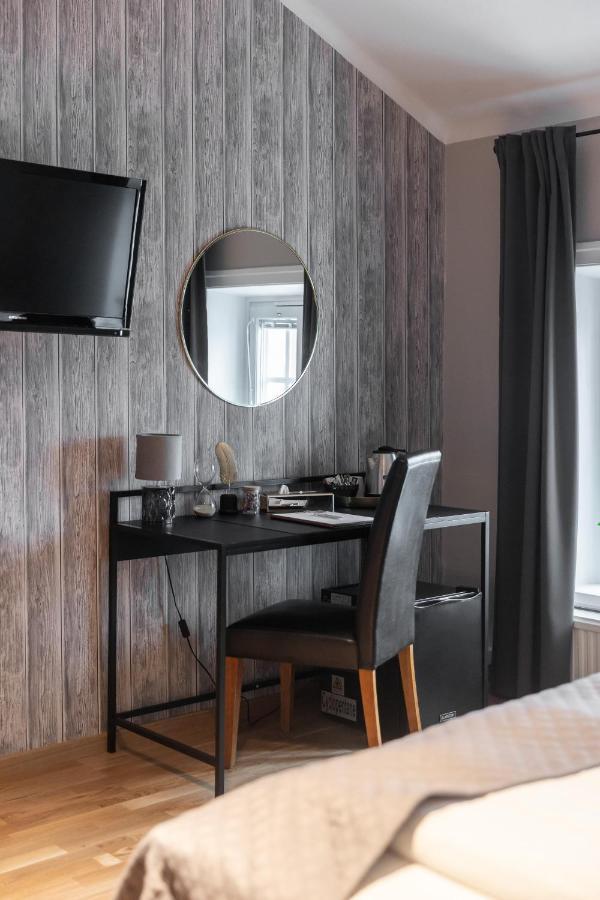 Ludvika Stadshotell Bagian luar foto