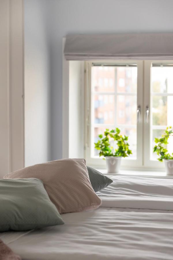 Ludvika Stadshotell Bagian luar foto