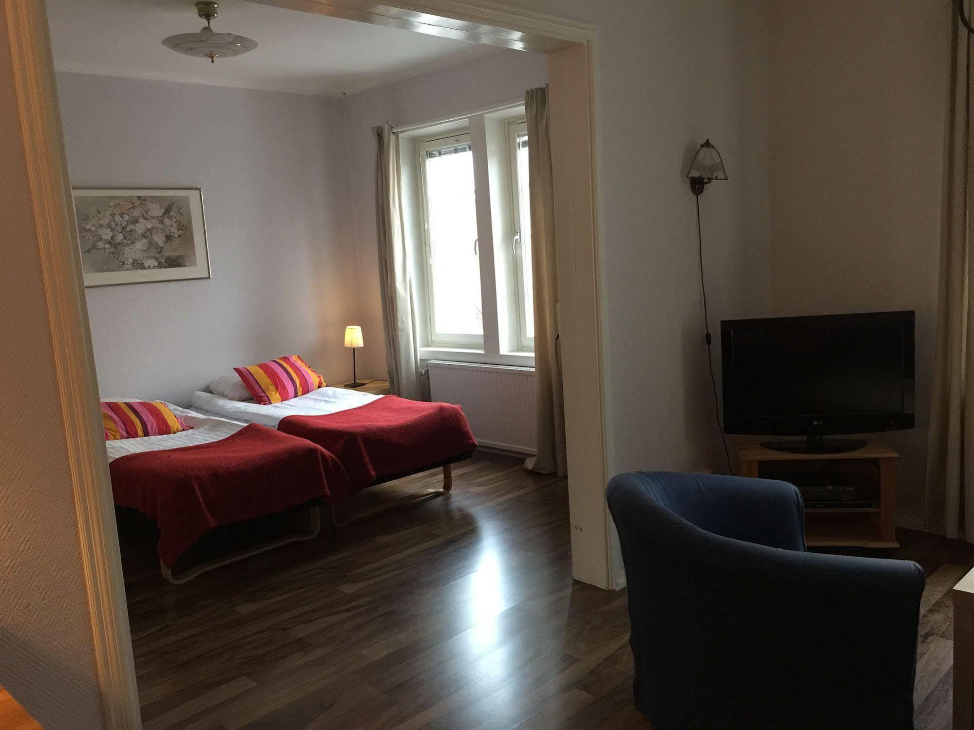 Ludvika Stadshotell Bagian luar foto